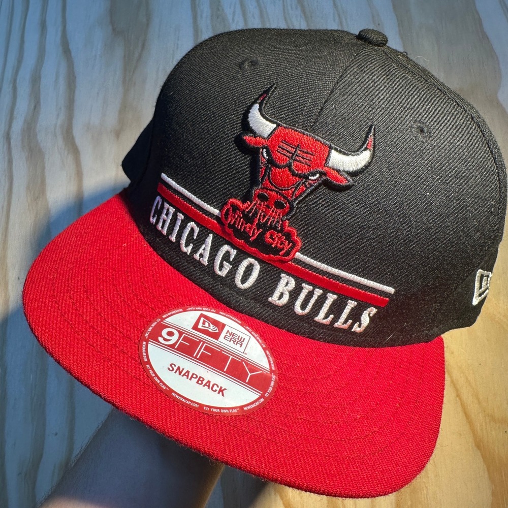 New Era Chicago Bulls 9FIFTY Snapback Hat Hardwood Classics Black Red OSFM